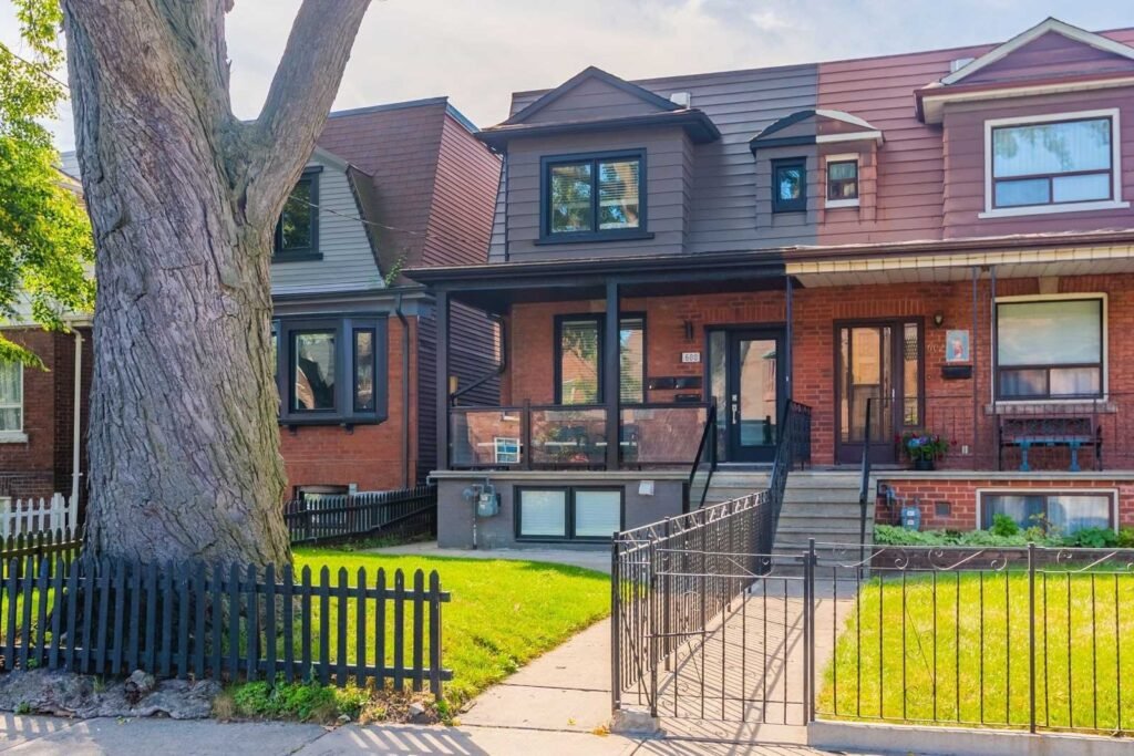 600 St Clarens Ave Unit 3
